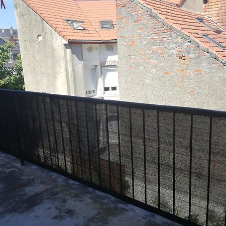 Appartement T4 Lumineux Avec Balcon - 3Eme Etage Sans Ascenseur Tarbes Exterior foto